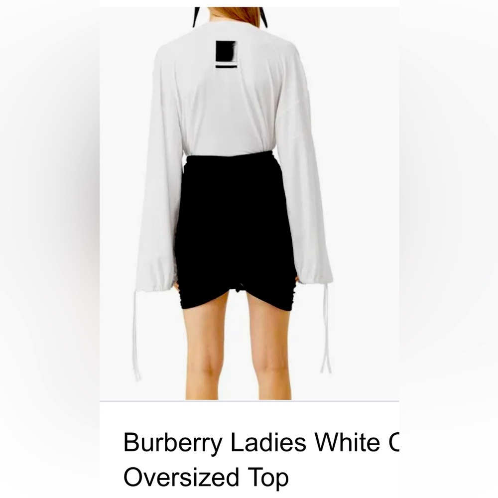 Burberry oversized white top